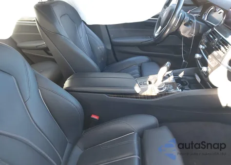 2019 BMW 540I из США, поврежденный, VIN WBAJE5C57KWW20948